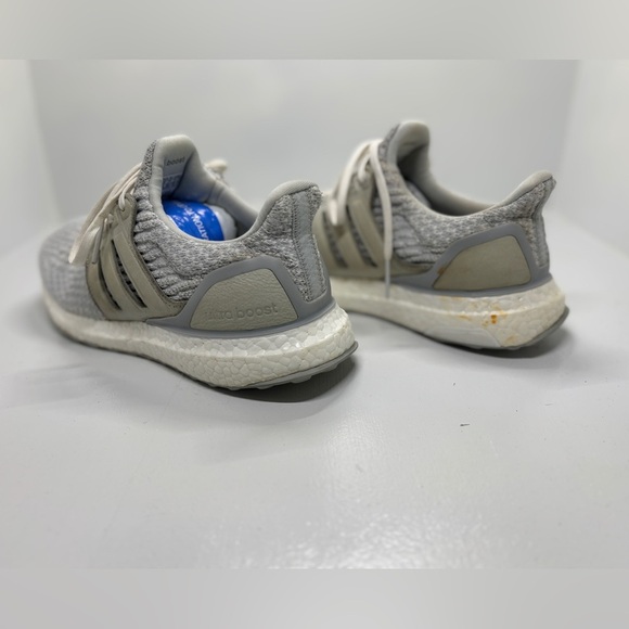 Women’s Adidas Ultra Boost 3.0 Reigning Champ Grey Running Shoes size 8 - Picture 4 of 11